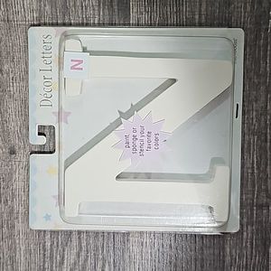 Baby Boom wooden decor letters. Letter N